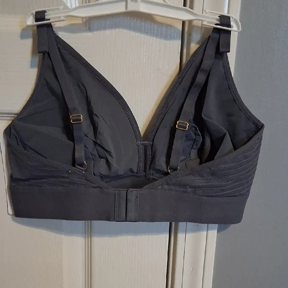 All.You.Lively Charcoal Bralette - Picture 2 of 6